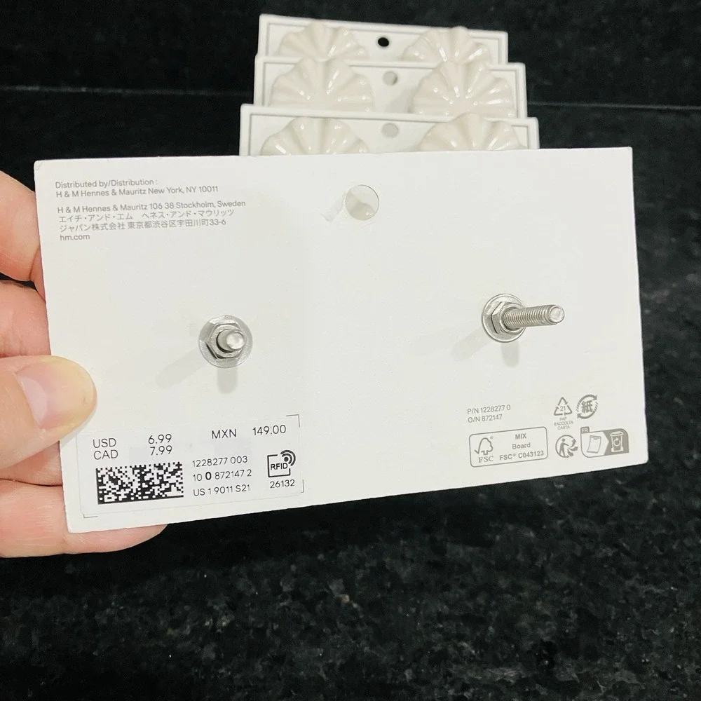Set Of 12 H&M Ruffle Flower Drawer Pull Or Cabinet Knob Creamy White Brand New